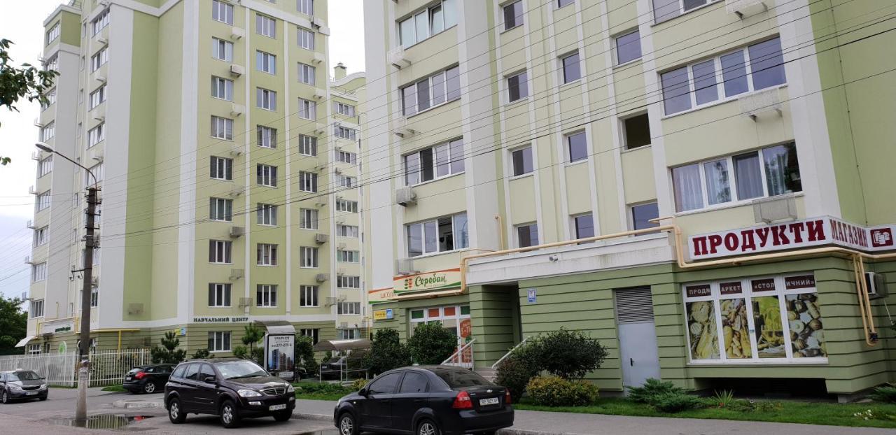 Appartement Sleep & Flight à Boryspilʼ Extérieur photo