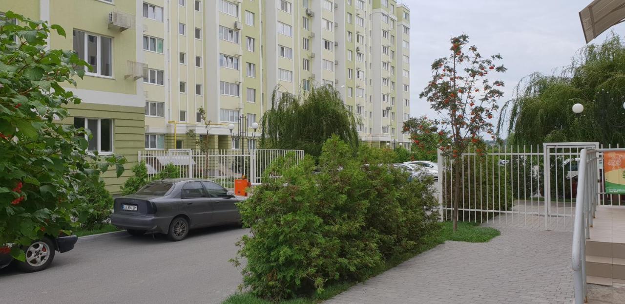 Appartement Sleep & Flight à Boryspilʼ Extérieur photo