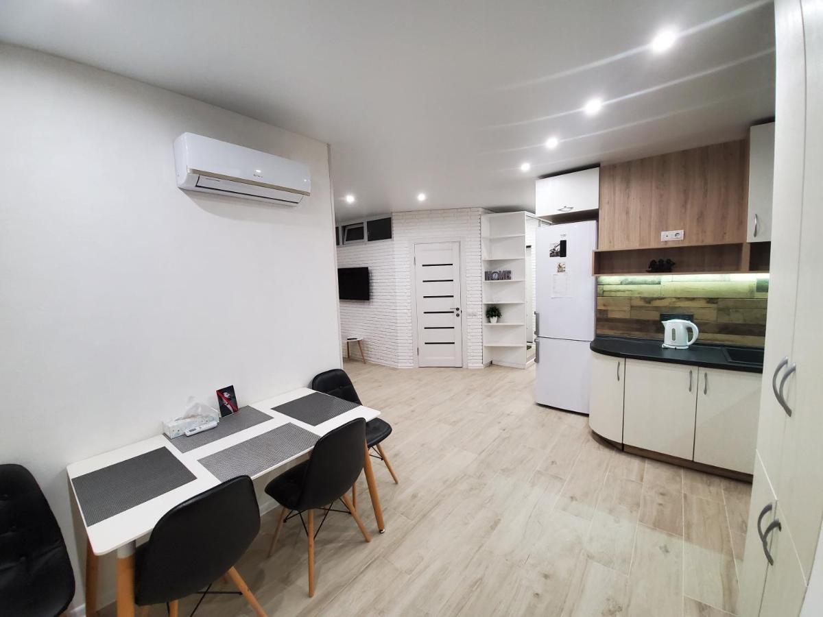 Appartement Sleep & Flight à Boryspilʼ Extérieur photo